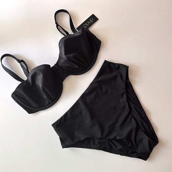 CUUP Bikini Set - Picture 2 of 8